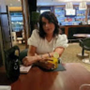 Meet your Posher, Keisha